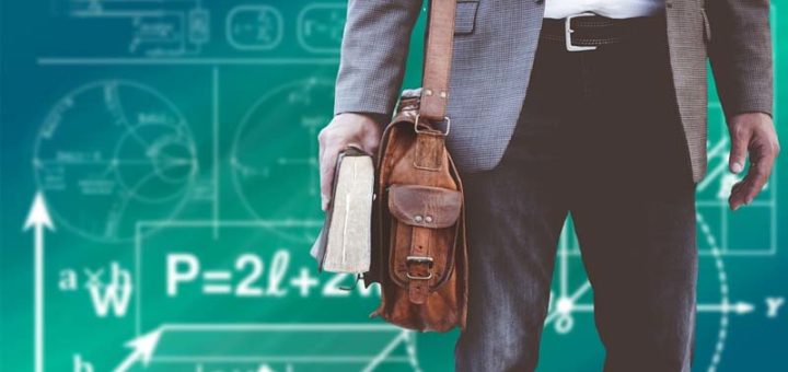 cuánto cobra un profesor
